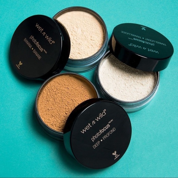 3 for $15✨ wet n wild setting powder banana - Picture 1 of 4